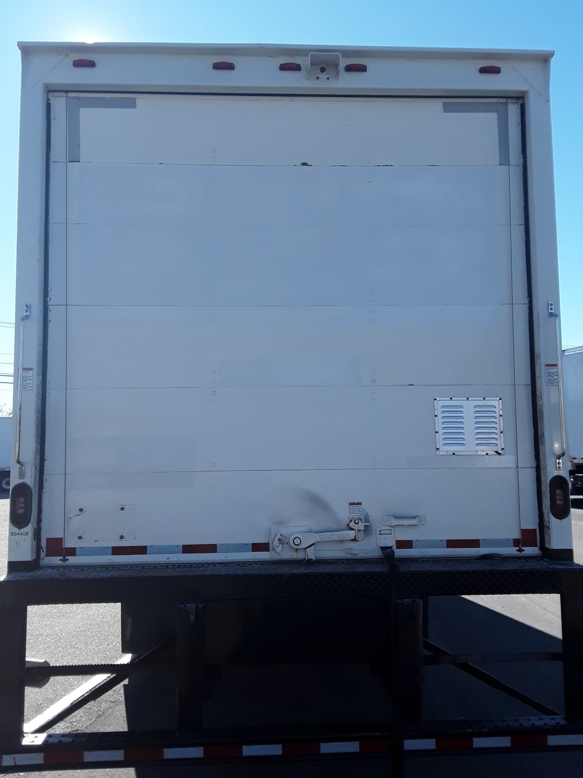 2019 Navistar International 4300 864408