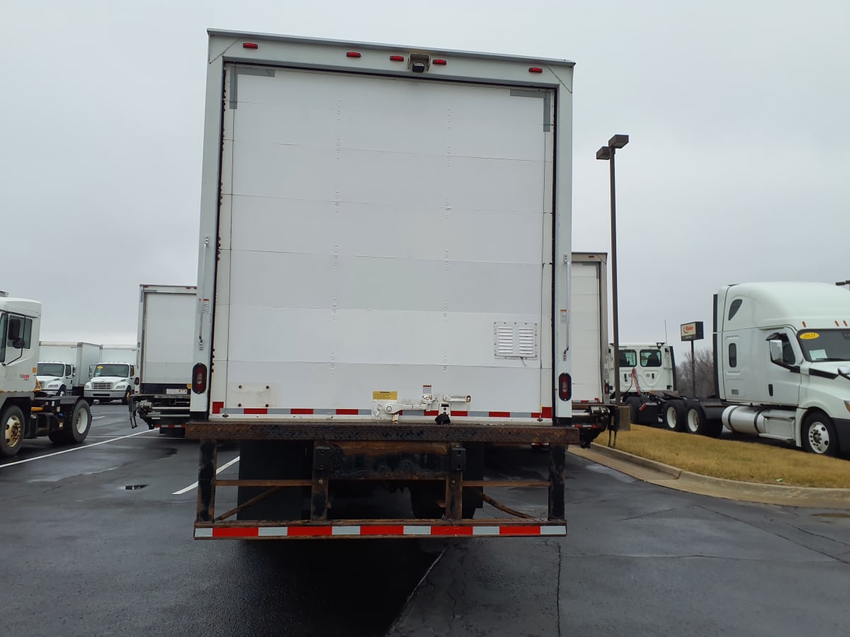 2019 Navistar International 4300 864770