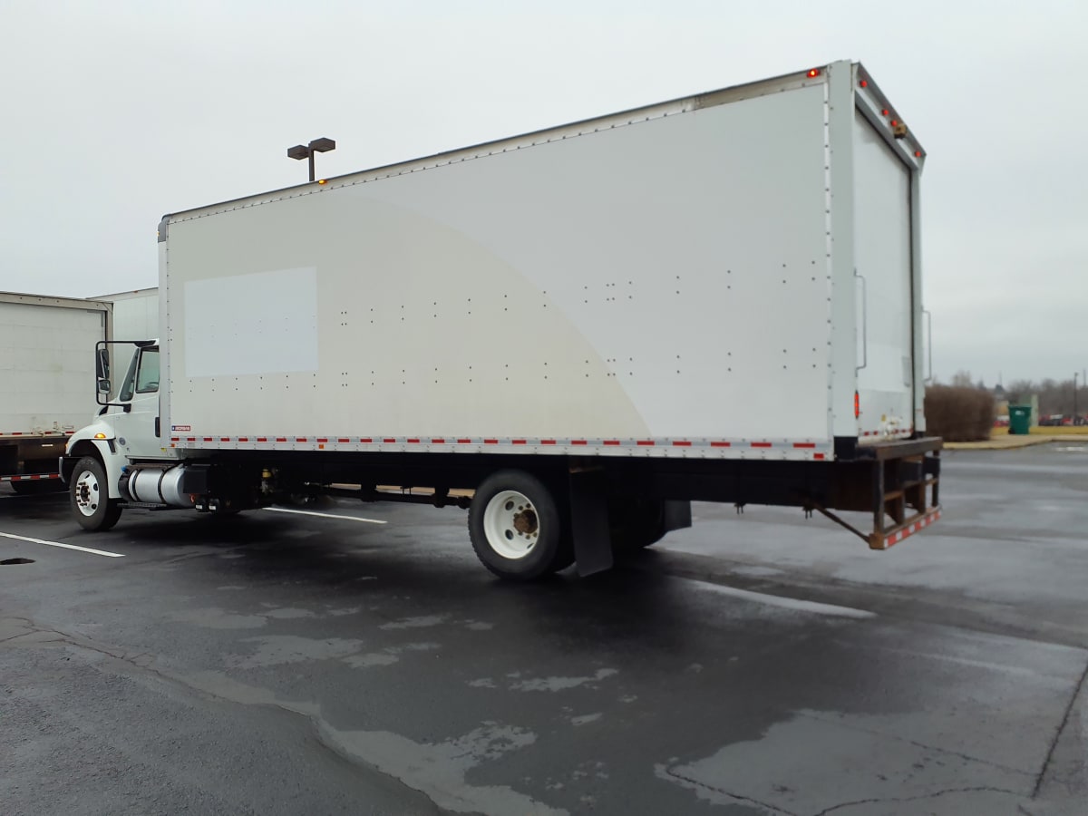 2019 Navistar International 4300 864770