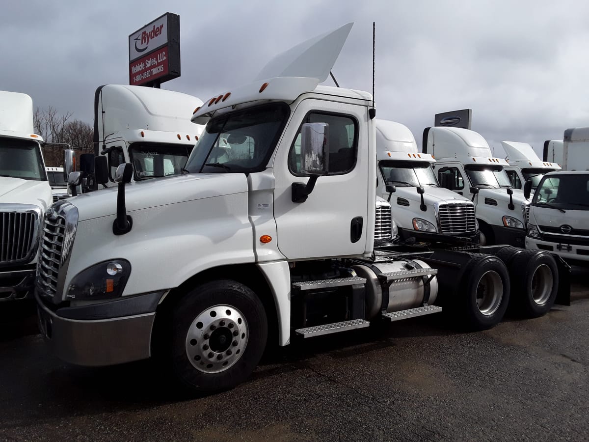 2019 Freightliner/Mercedes CASCADIA 125 864841