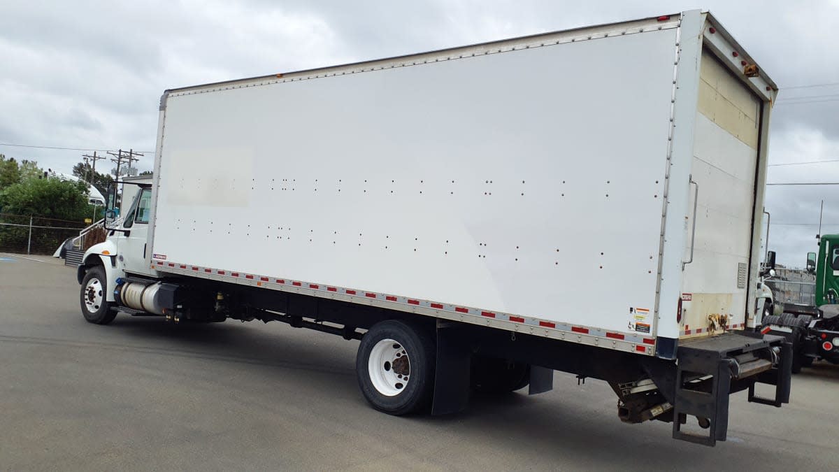 2019 Navistar International 4300 864861