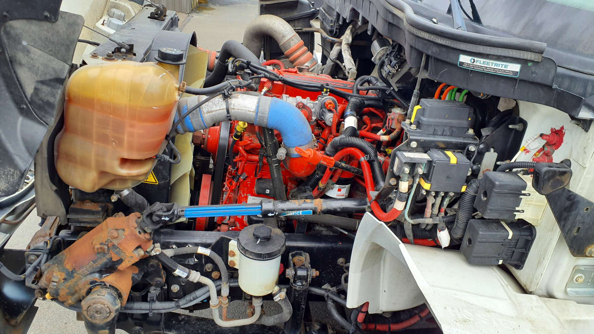 2019 Navistar International 4300 864861