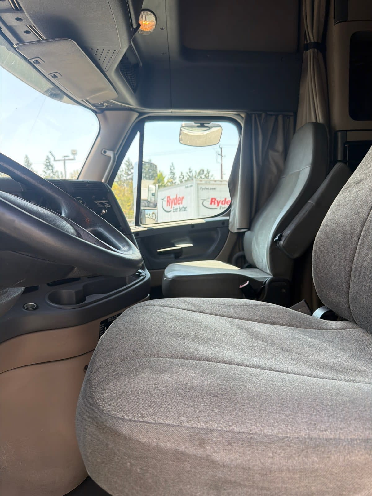 2019 Freightliner/Mercedes CASCADIA 125 864892