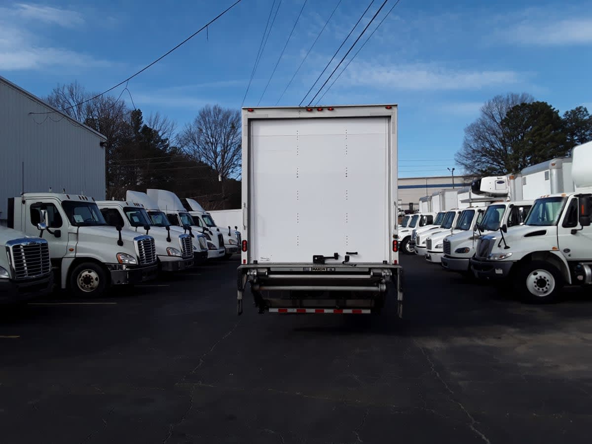 2019 Navistar International 4300 864923