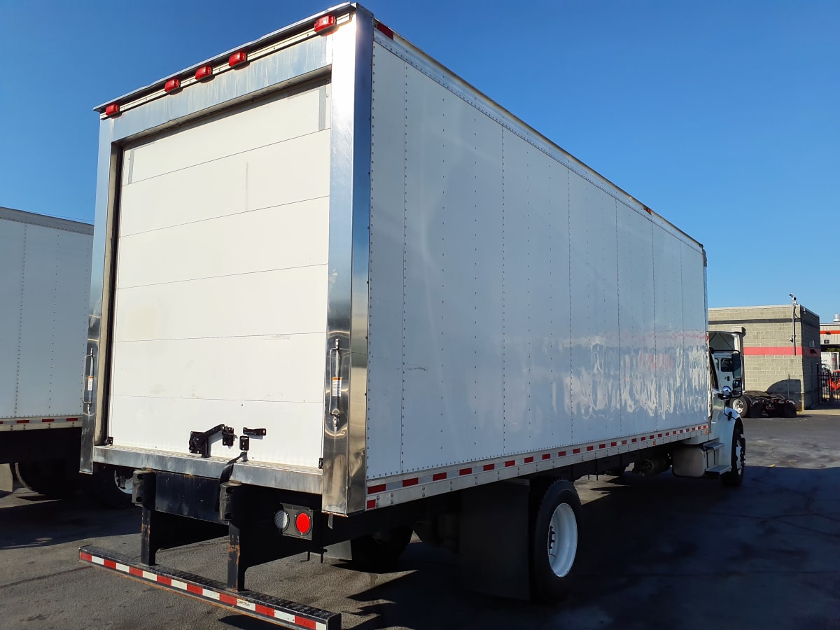 2019 Freightliner/Mercedes M2 106 864955