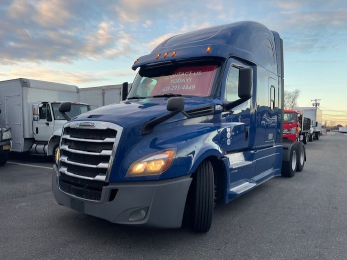 2020 Freightliner - image 1