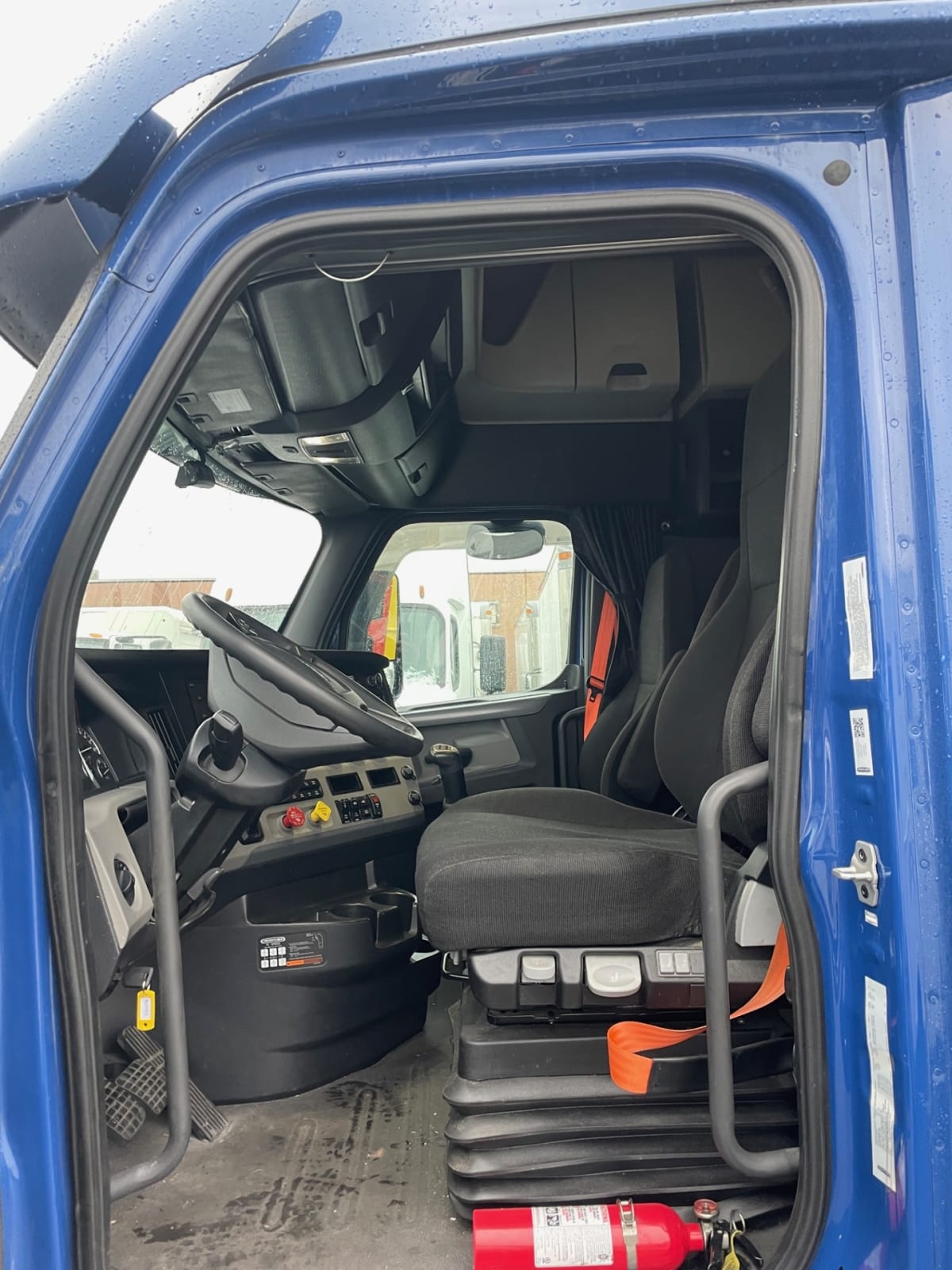 2019 Freightliner/Mercedes NEW CASCADIA PX12664 865055