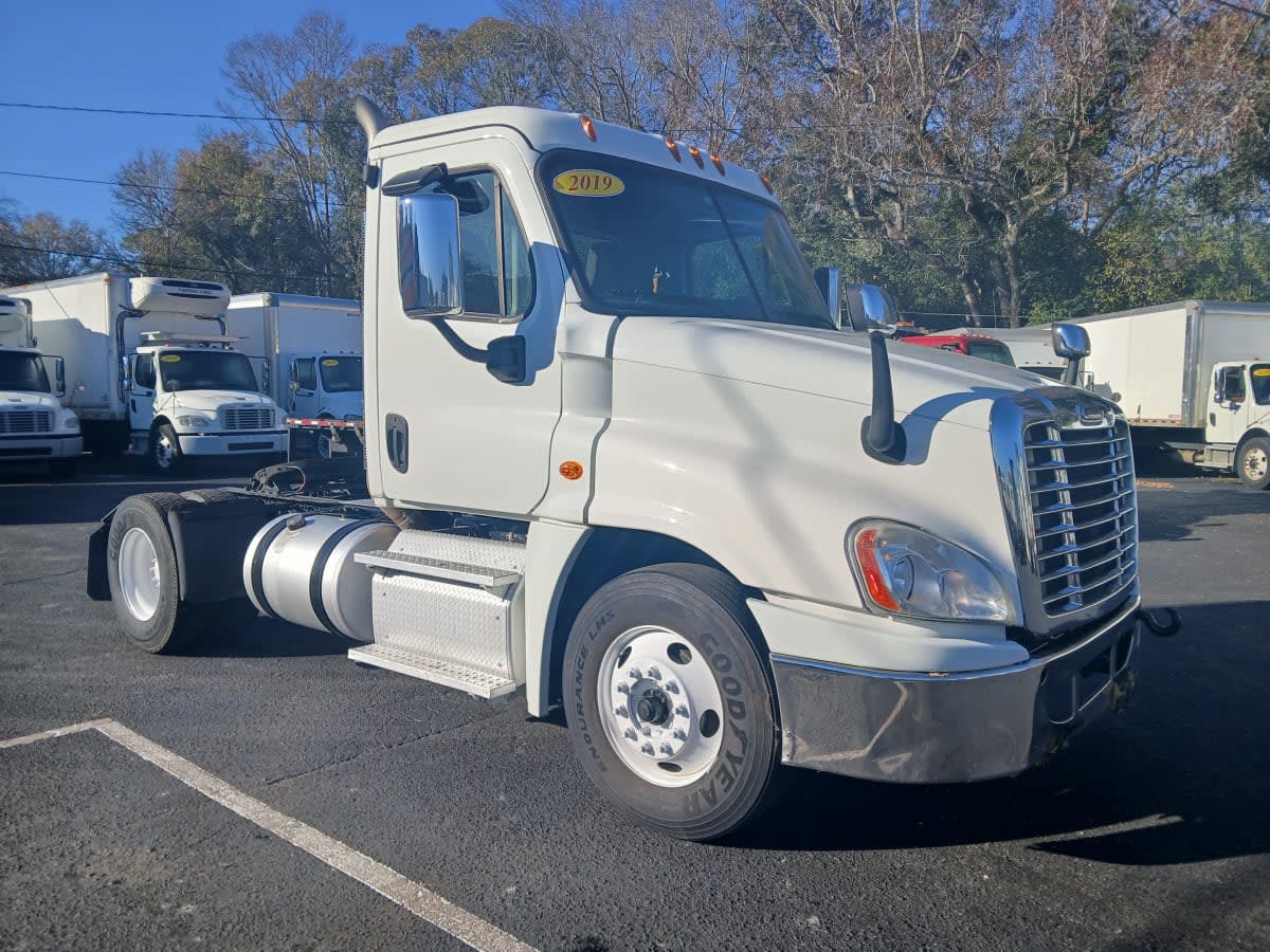 2019 Freightliner - image 3