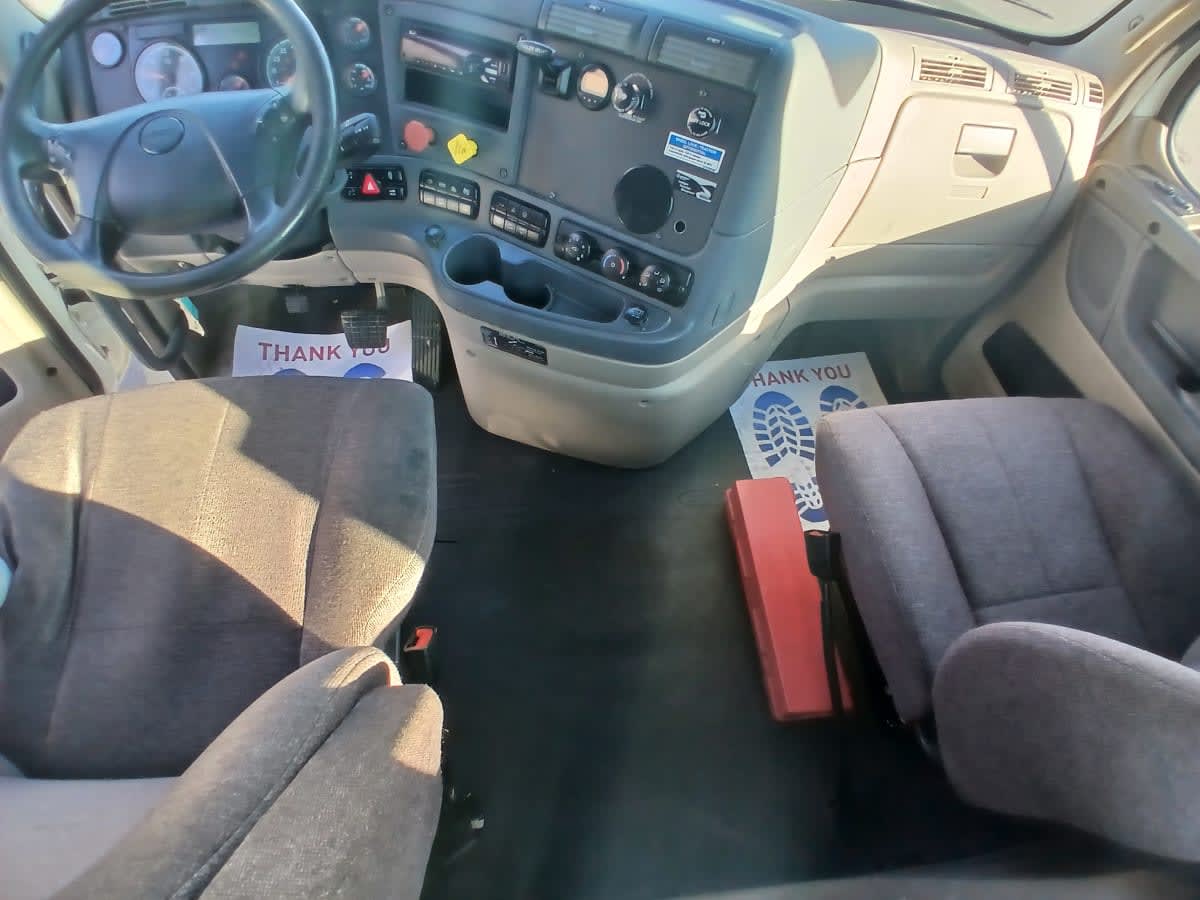 2019 Freightliner - image 7