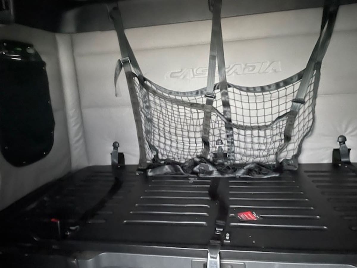 2019 Freightliner - image 8