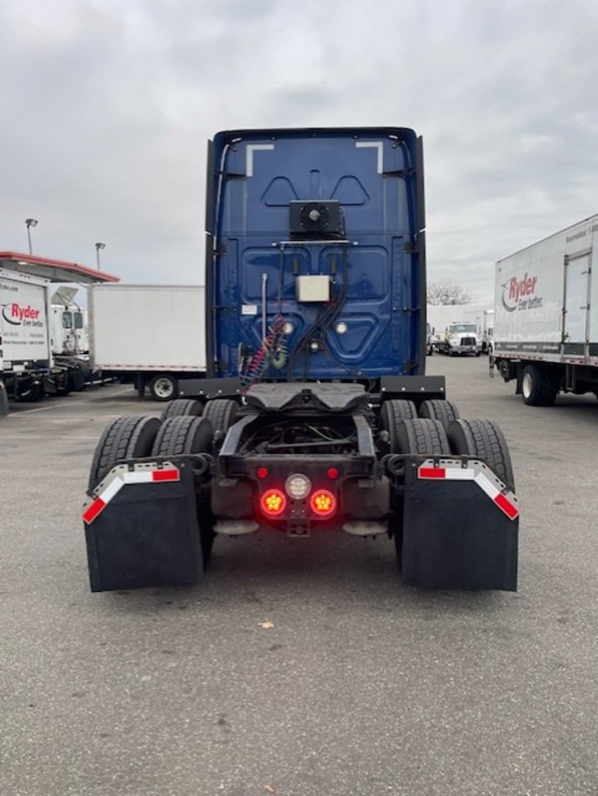 2019 Freightliner - image 5