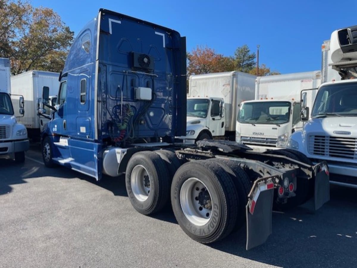 2020 Freightliner - image 6