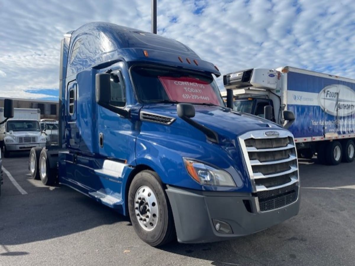 2020 Freightliner - image 3