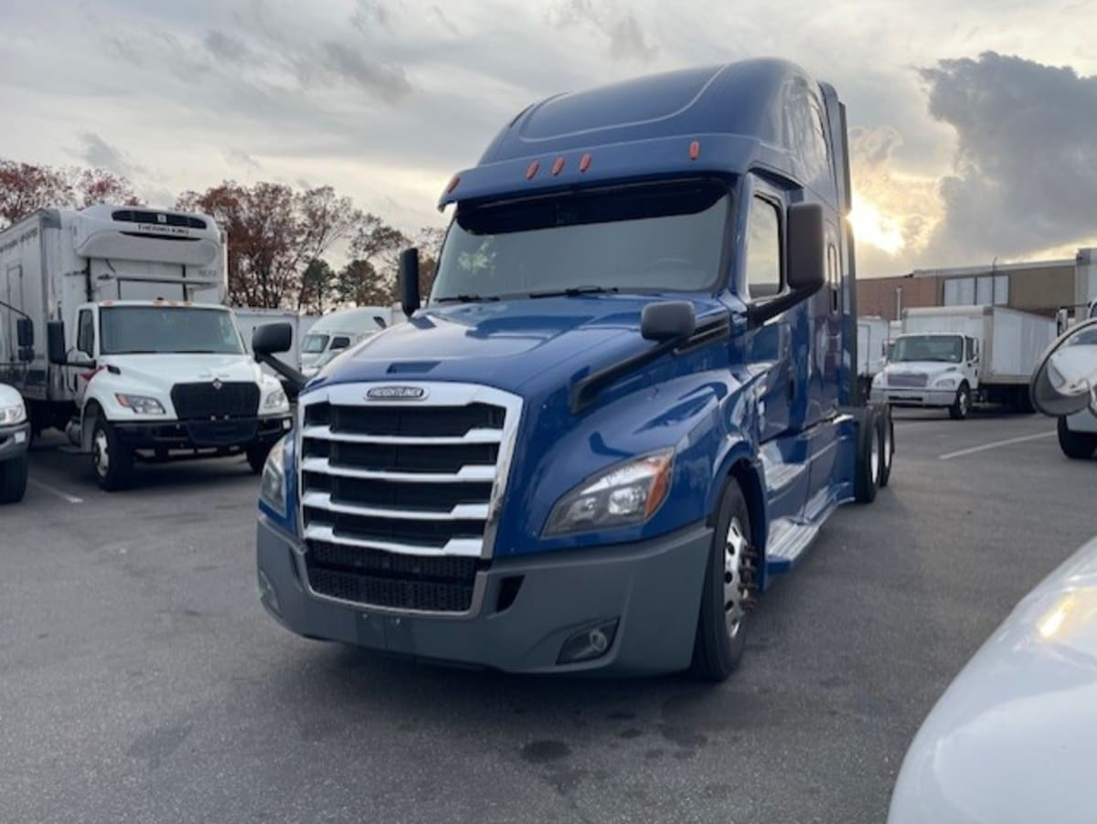 2020 Freightliner - image 1