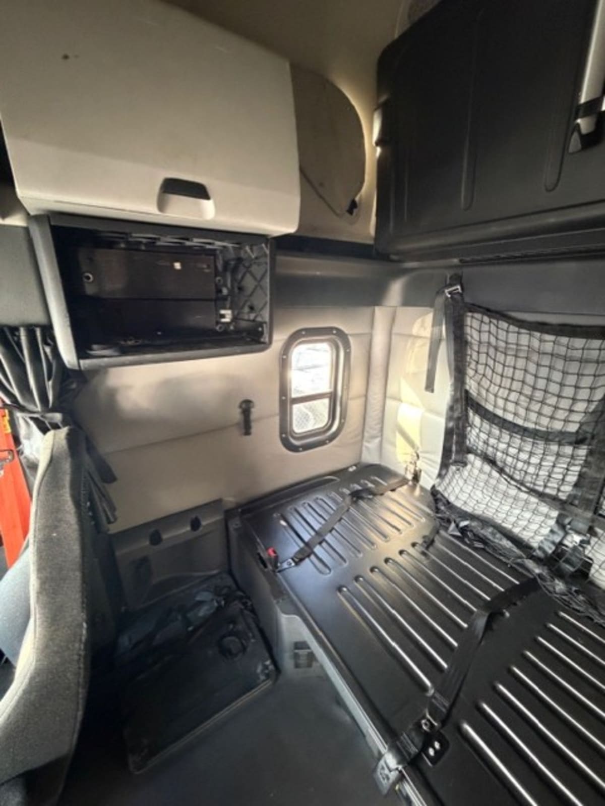 2020 Freightliner - image 11