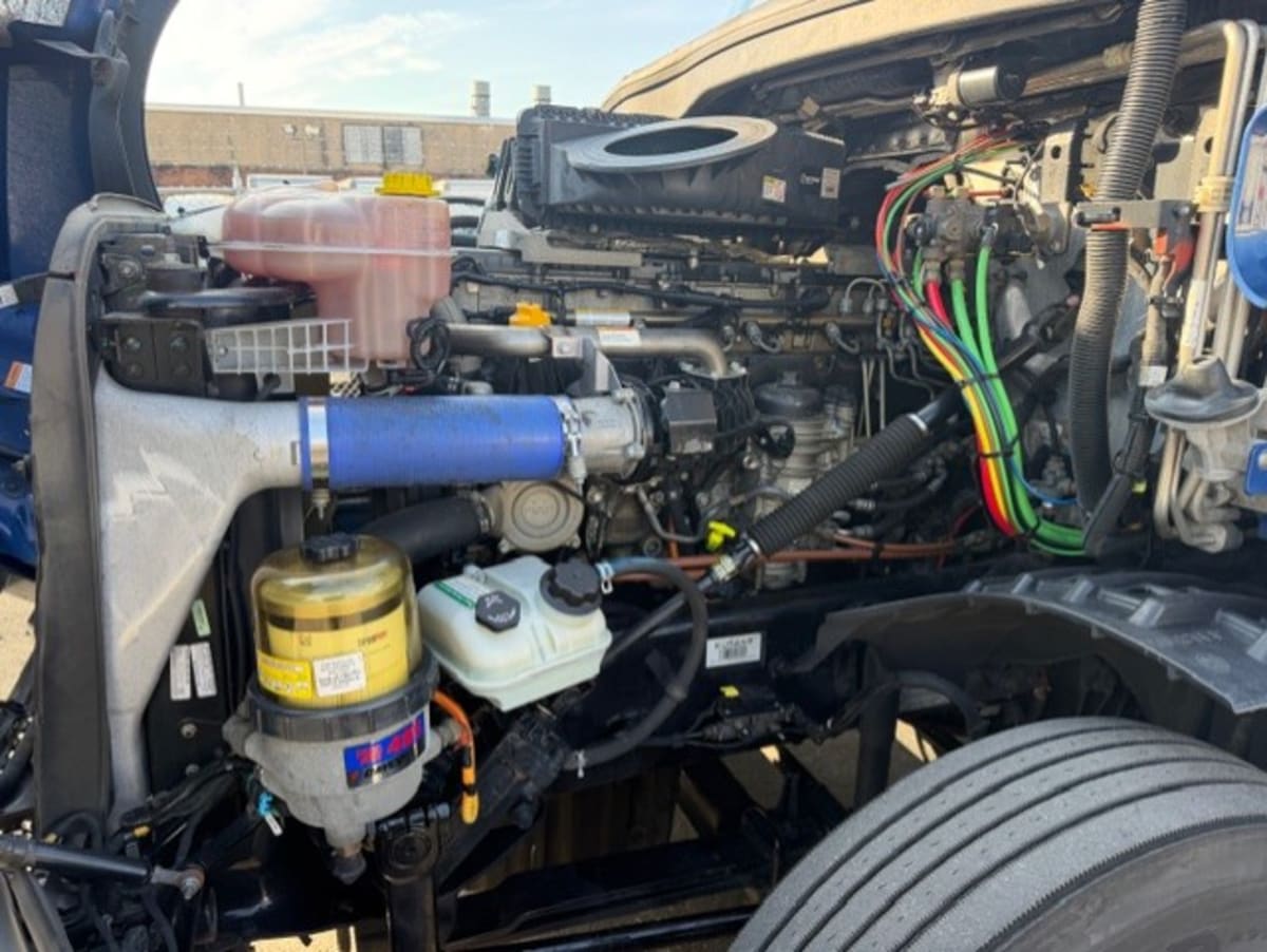 2020 Freightliner - image 9