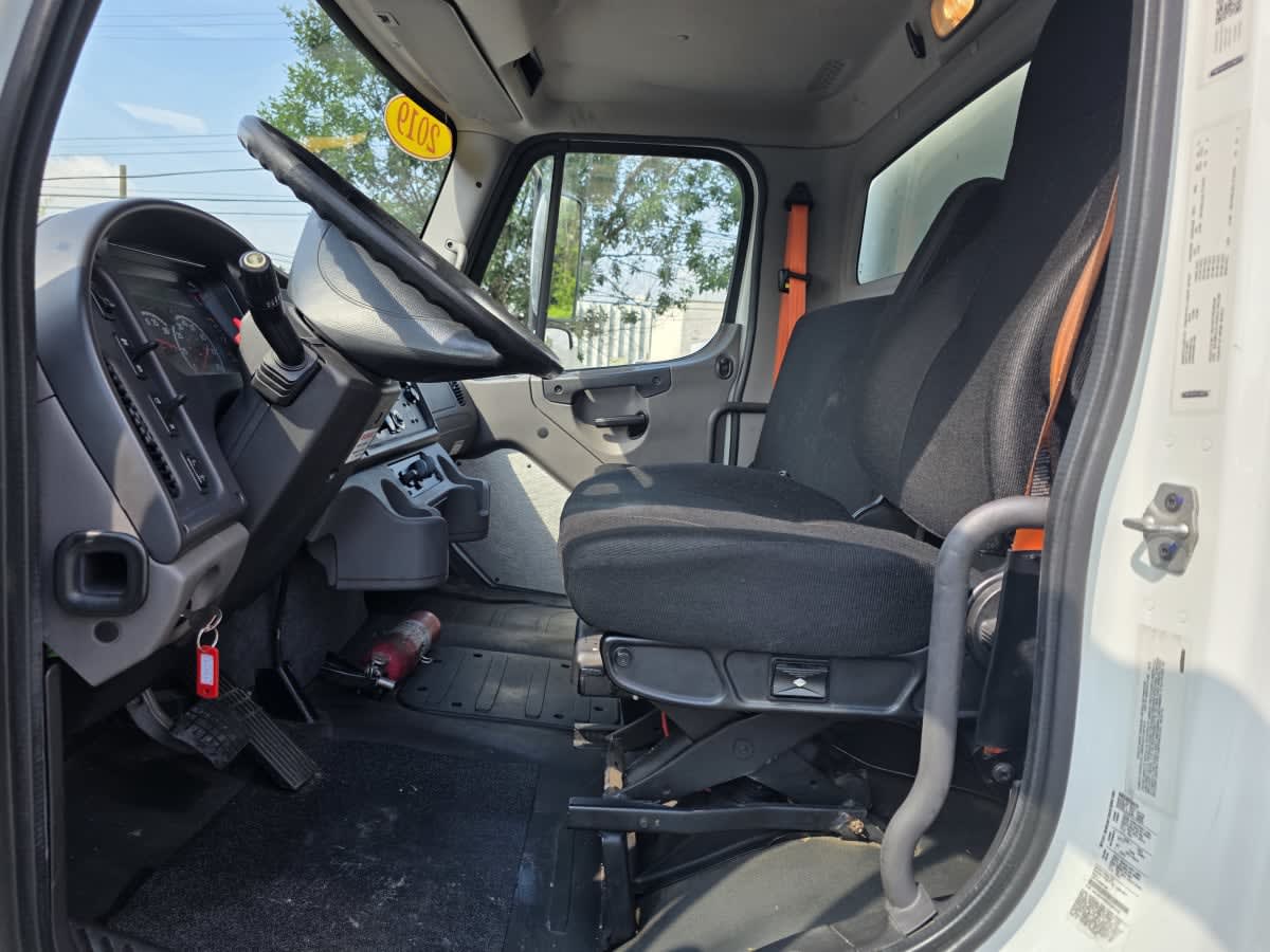 2019 Freightliner/Mercedes M2 106 865160