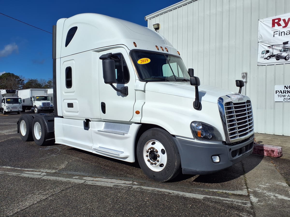 2019 Freightliner/Mercedes CASCADIA 125 865228
