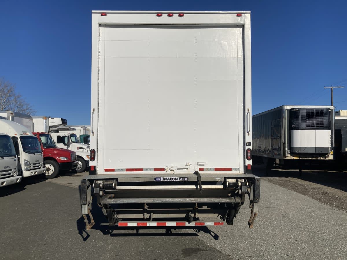 2019 Freightliner/Mercedes M2 106 865320