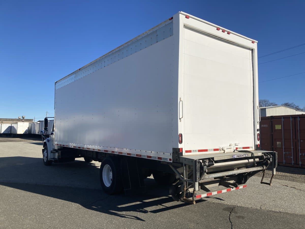2019 Freightliner/Mercedes M2 106 865320