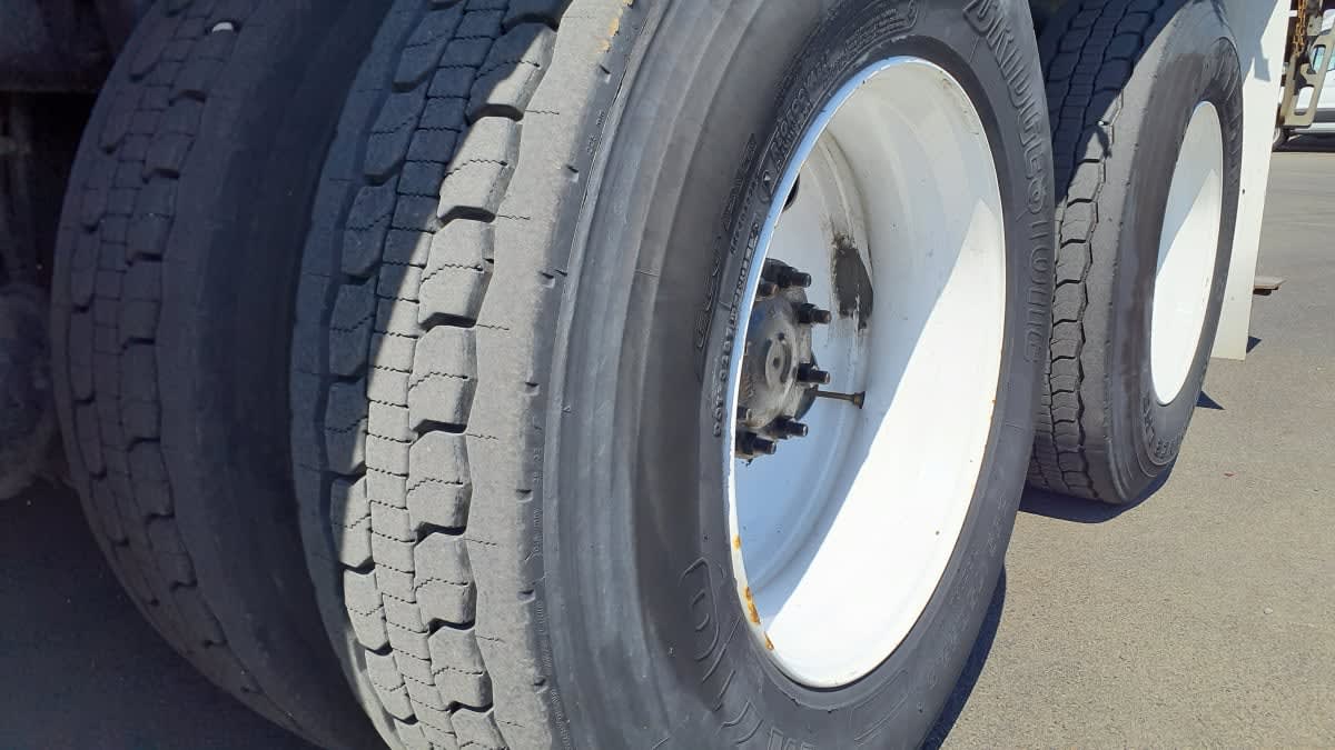 2019 Freightliner/Mercedes 108SD 865352