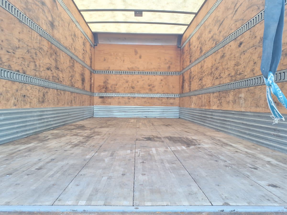 2019 Hino HINO 195 865362