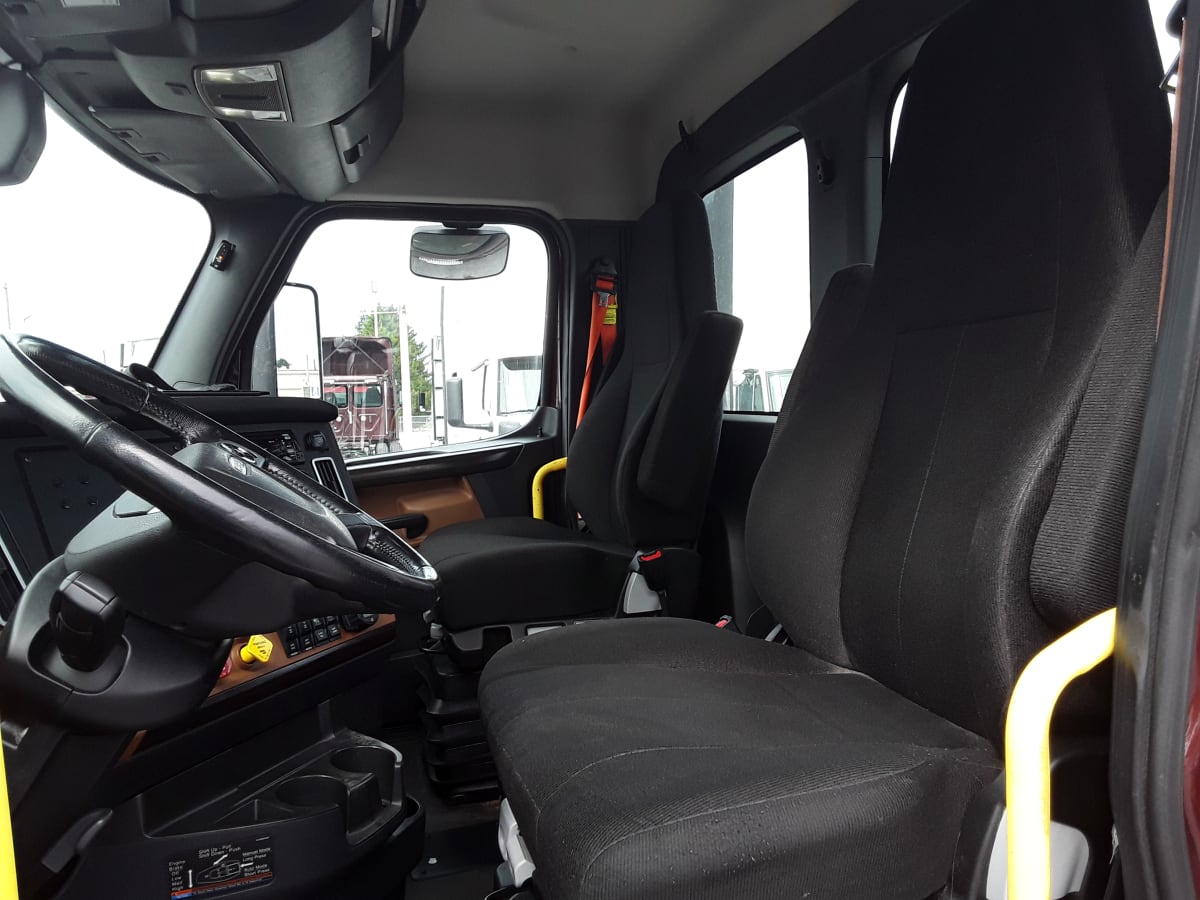 2019 Freightliner/Mercedes NEW CASCADIA PX12664 865370