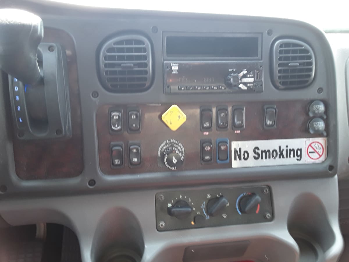 2019 Freightliner M2 106 865446