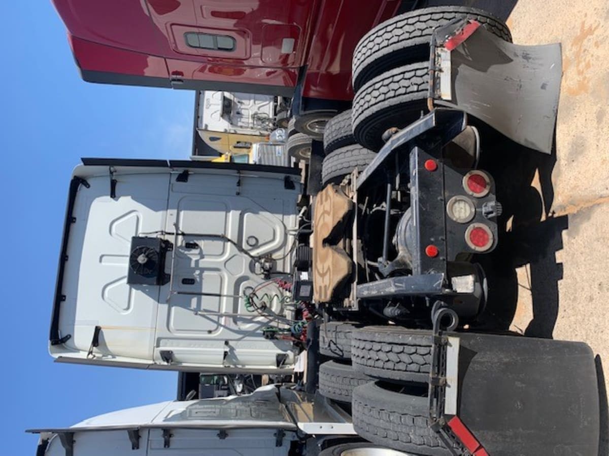 2019 Freightliner/Mercedes CASCADIA 125 865447