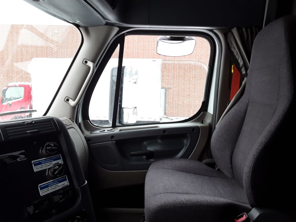 2019 Freightliner/Mercedes CASCADIA 125 866029