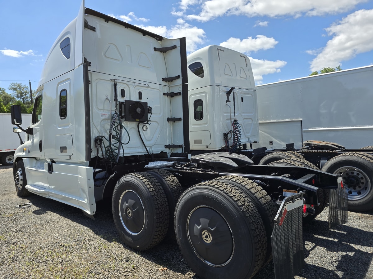 2019 Freightliner/Mercedes CASCADIA 125 866053