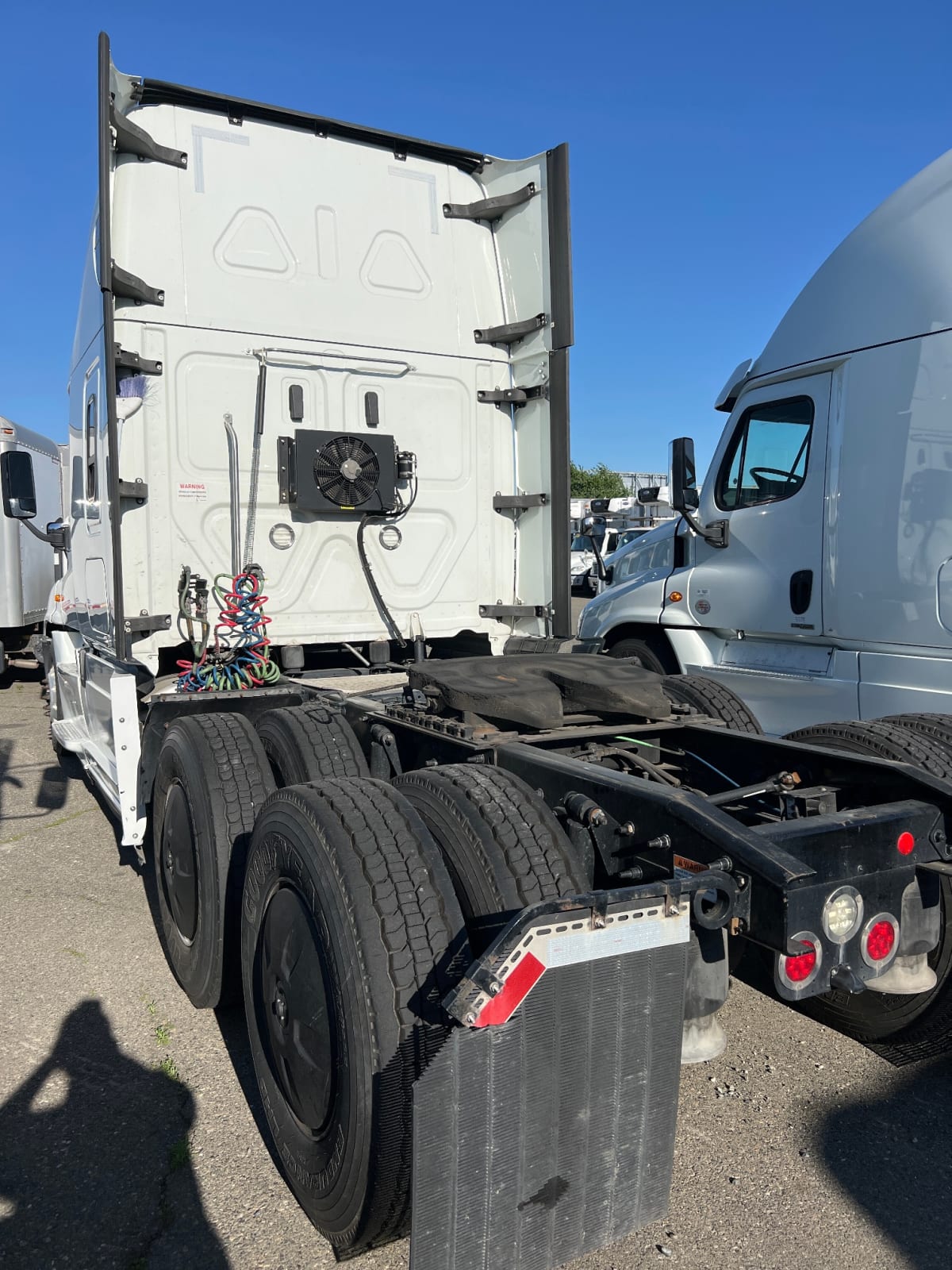 2019 Freightliner/Mercedes CASCADIA 125 866059