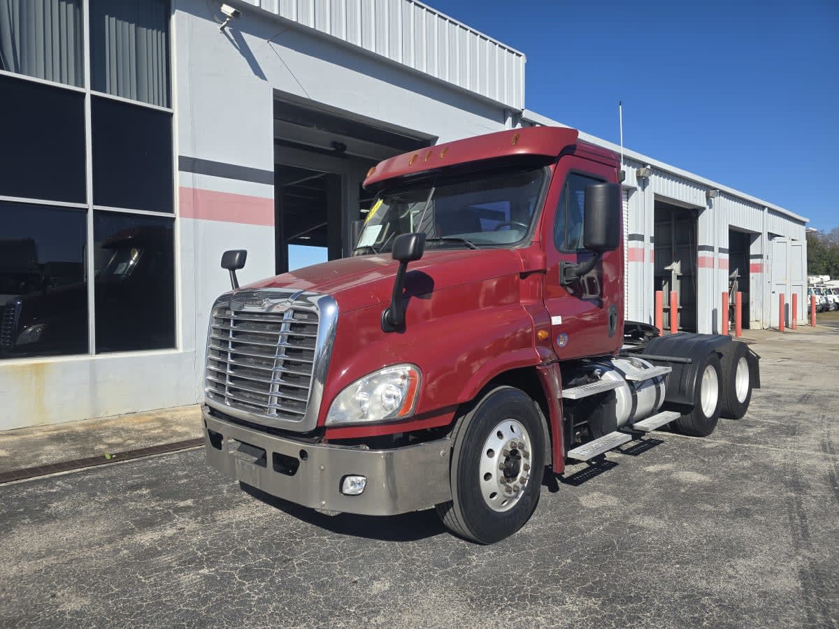 2019 Freightliner - image 3