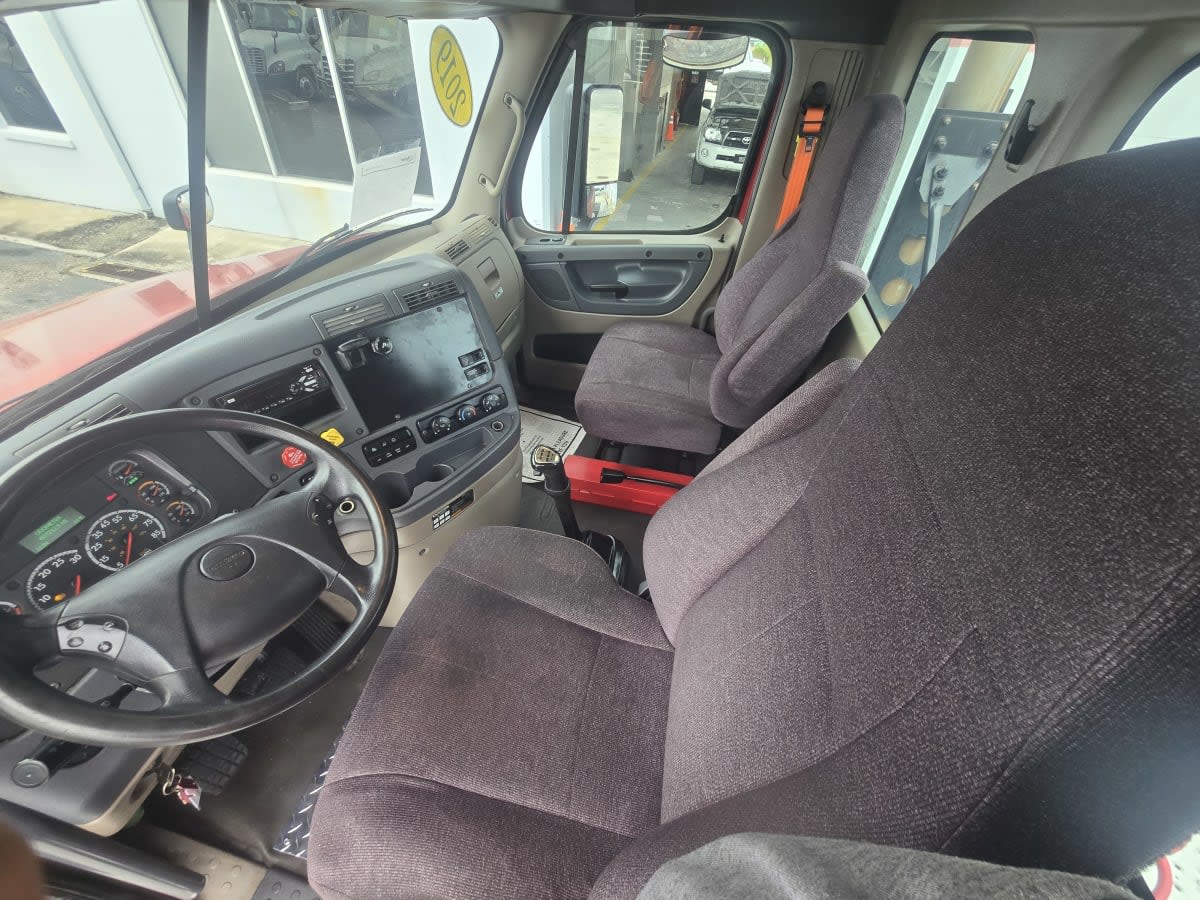 2019 Freightliner/Mercedes CASCADIA 125 866085