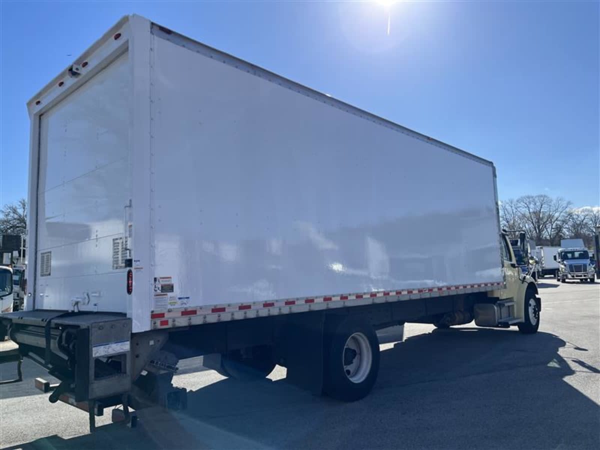 2019 Freightliner/Mercedes M2 106 866099