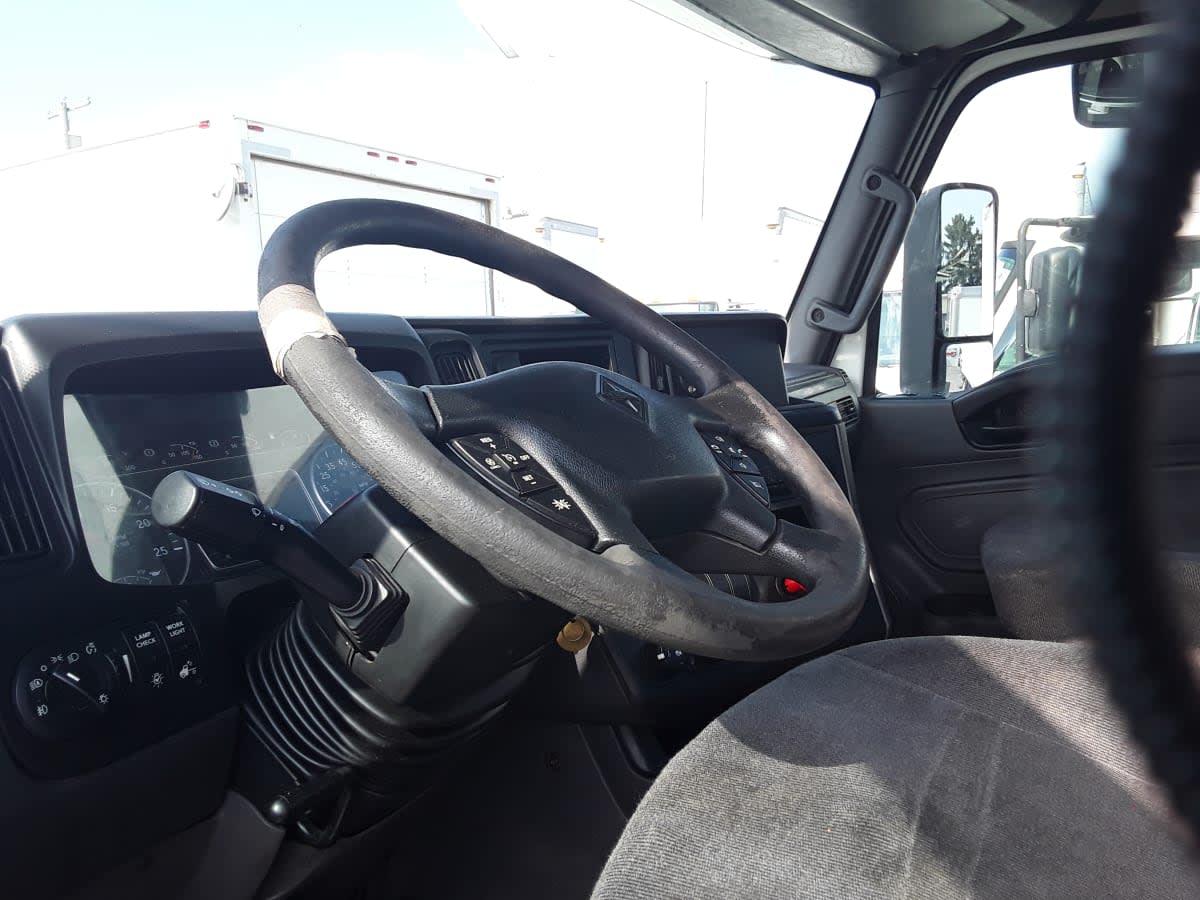 2019 Navistar International LT625 DAYCAB T/A 866107