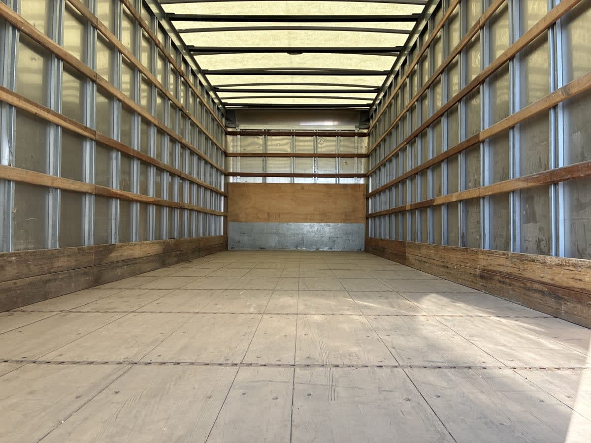 2019 Freightliner M2 106 in Syracuse, NY — photo 8