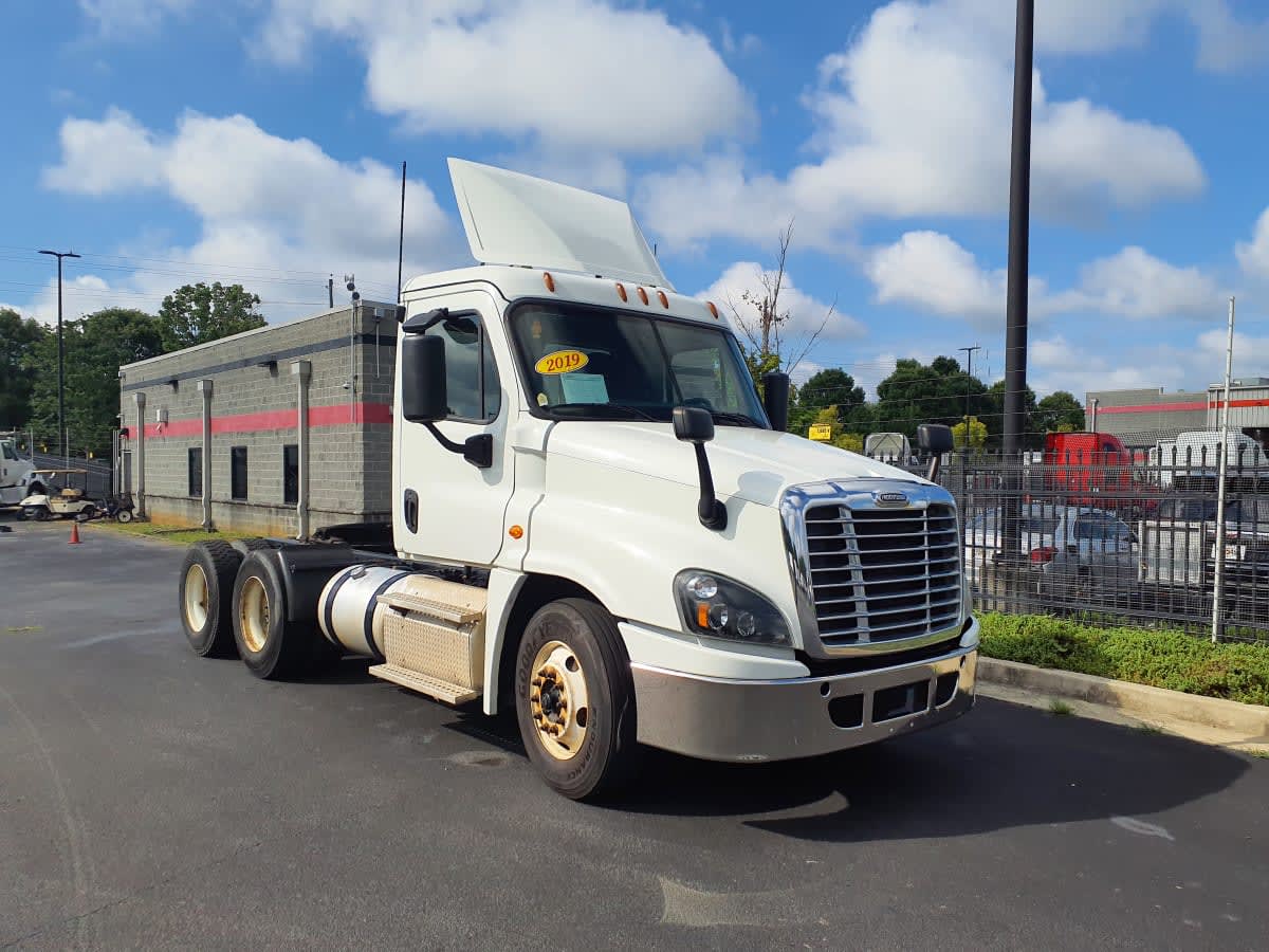 2019 Freightliner Cascadia in Atlanta, GA