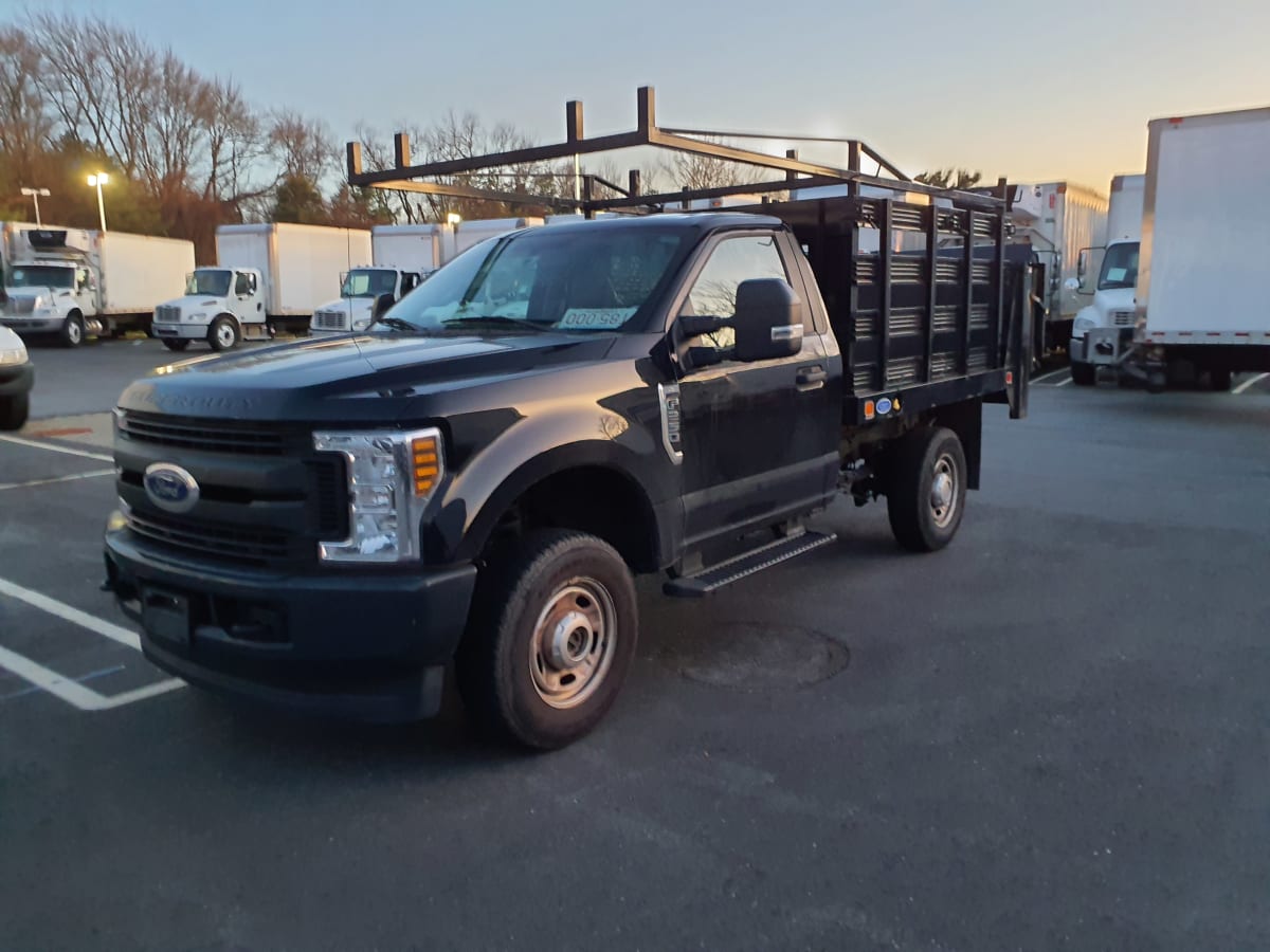 2019 Ford Motor Company F-250XL 866216