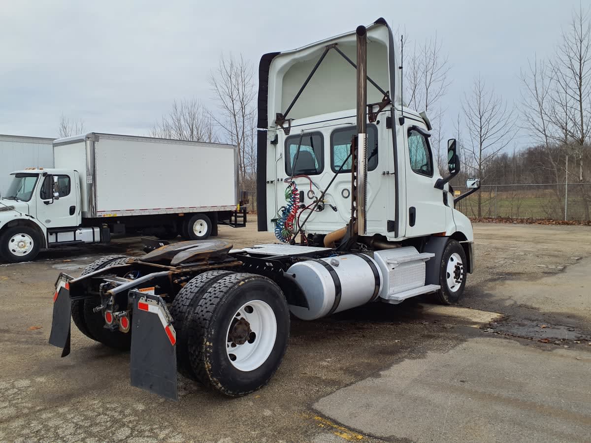 2019 Freightliner/Mercedes NEW CASCADIA 116 866287