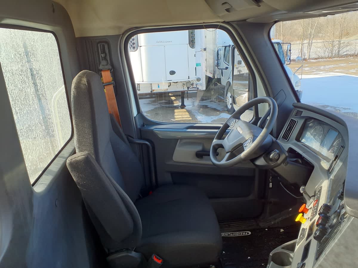 2019 Freightliner - image 7