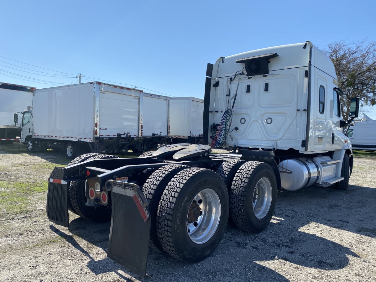 2019 Freightliner/Mercedes CASCADIA 113 866521