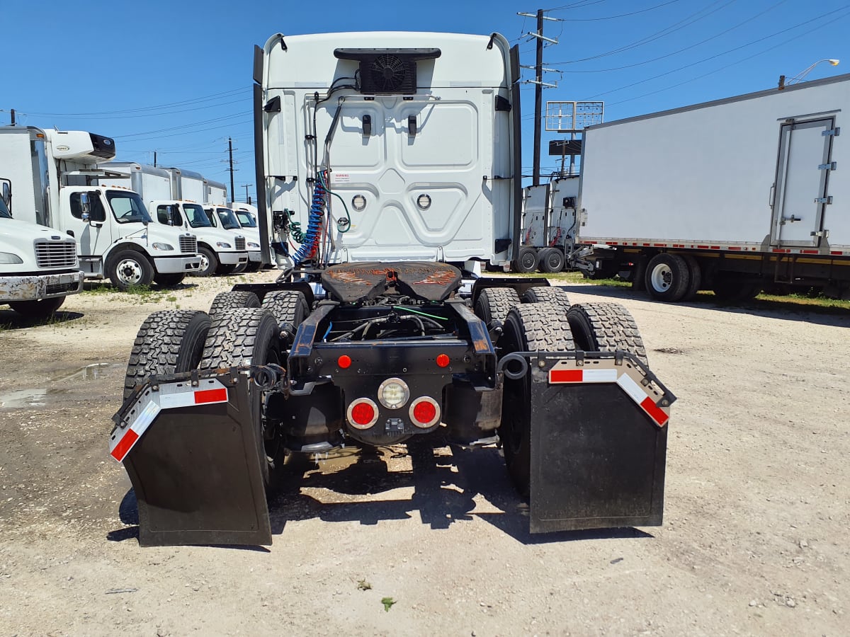 2019 Freightliner/Mercedes CASCADIA 113 866527