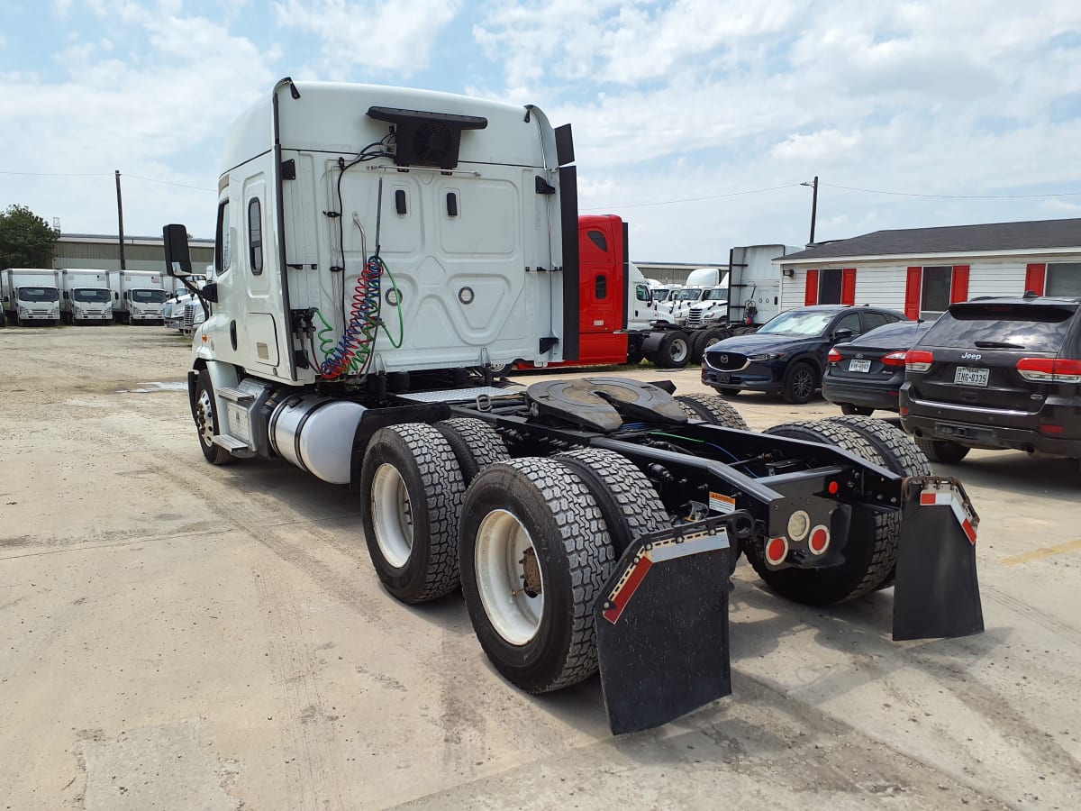 2019 Freightliner/Mercedes CASCADIA 113 866530