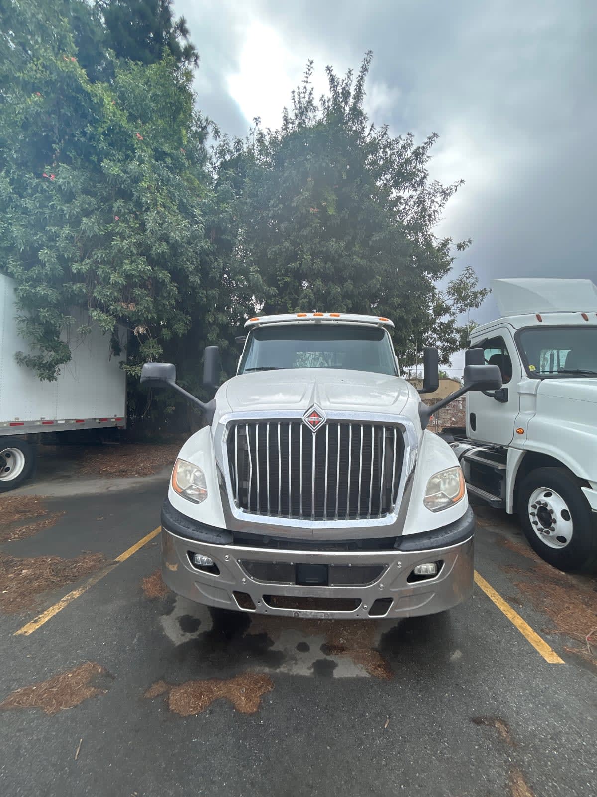 2019 Navistar International LT625 DAYCAB T/A 866709