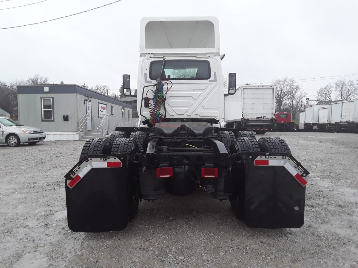 2019 Navistar International LT625 DAYCAB T/A 866714
