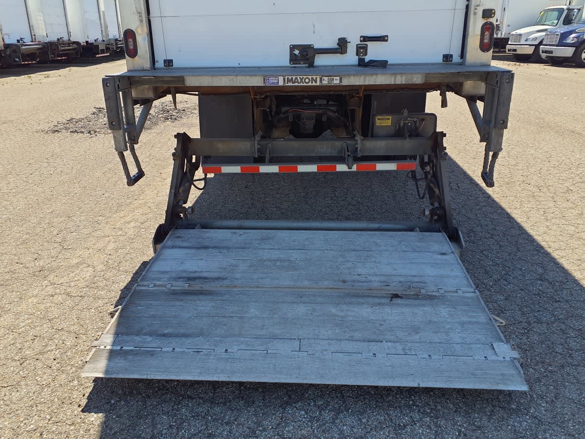 2019 Freightliner/Mercedes M2 106 866741