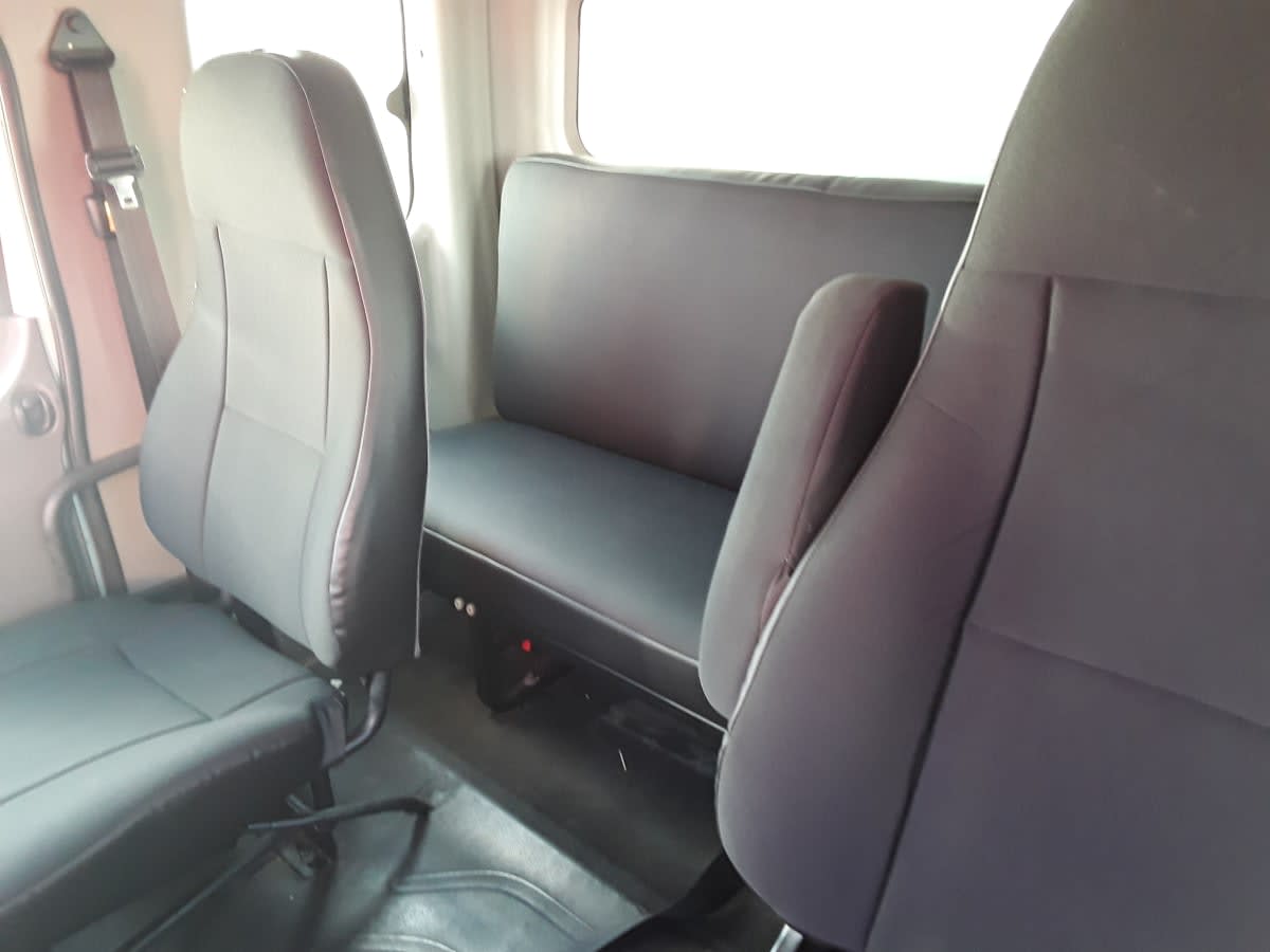 2019 Freightliner/Mercedes M2 106 866745