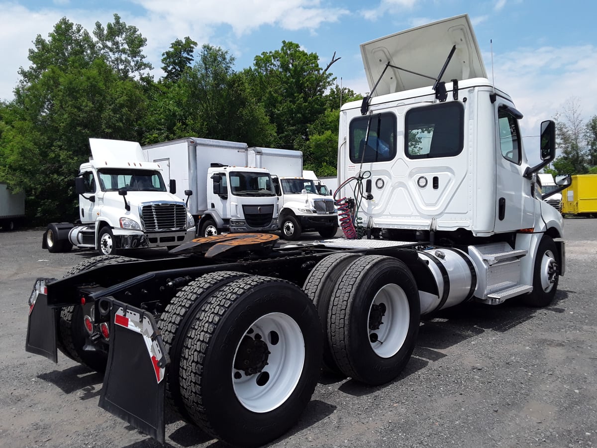 2019 Freightliner/Mercedes NEW CASCADIA PX12664 866776