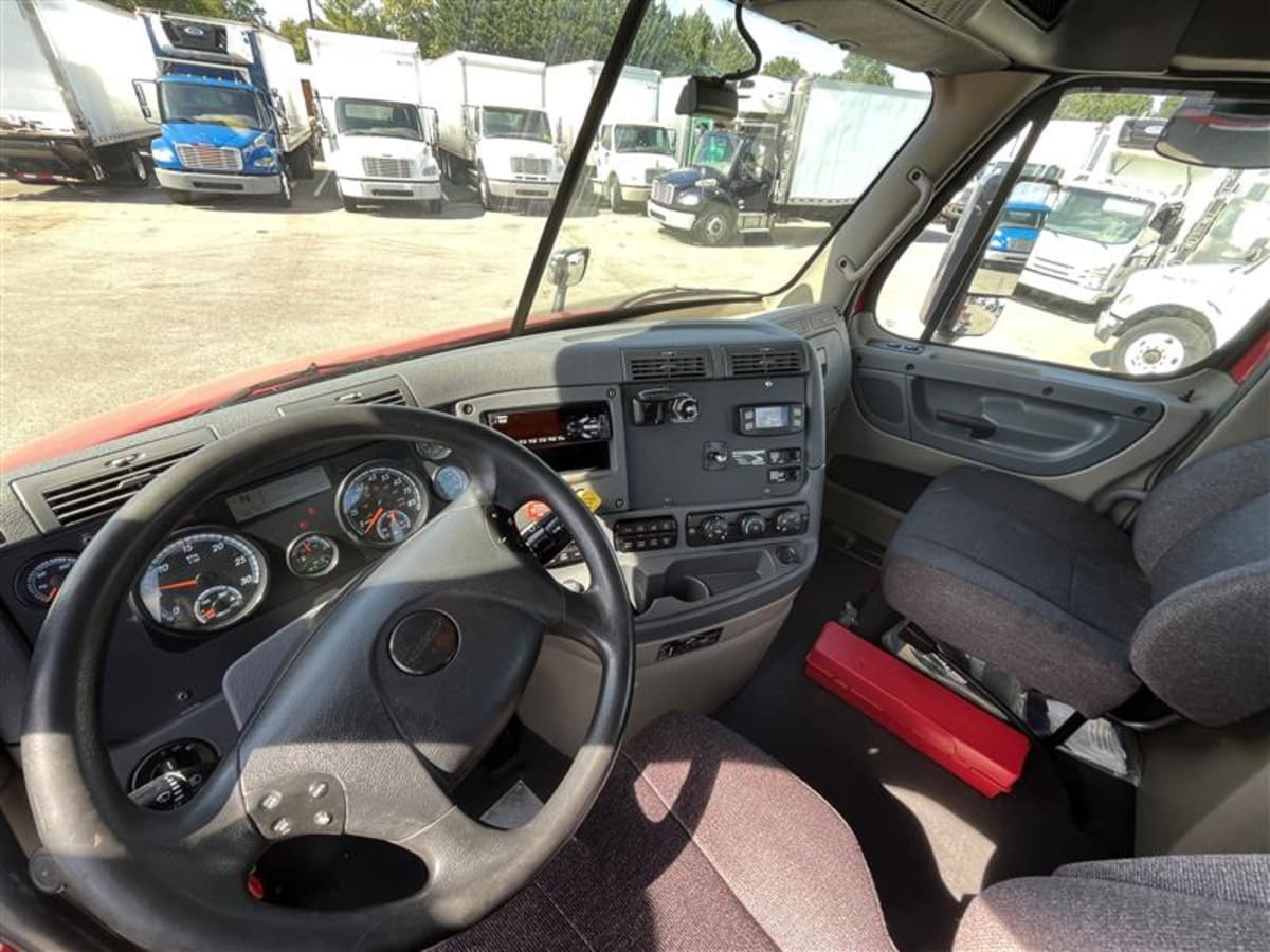 2019 Freightliner CASCADIA 113 866785